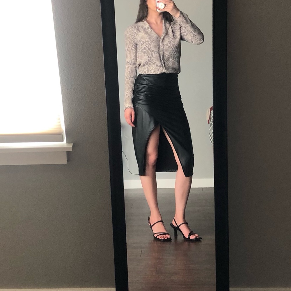 Babaton | Long Sleeve Reptile Print Button Blouse